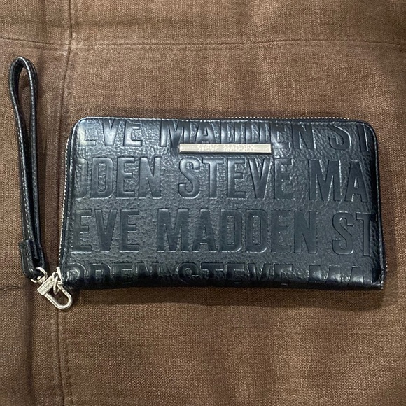 Steve Madden Accessories Steve Madden Black Wallet Poshmark